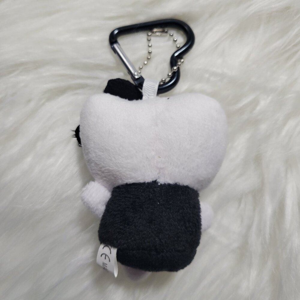 Hello Kitty Plush Keychain - Picture 2 of 5